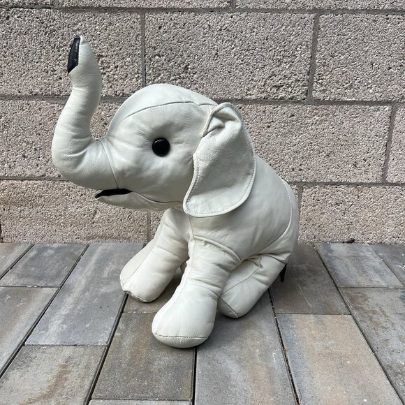 Stuffed White Leather Elephant Kids Home Decor Made in Italy Approx 16" x 20" - Picture 1 of 16